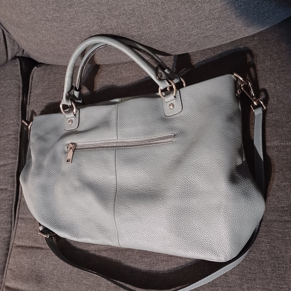 Elegant Gray Leather Handbag